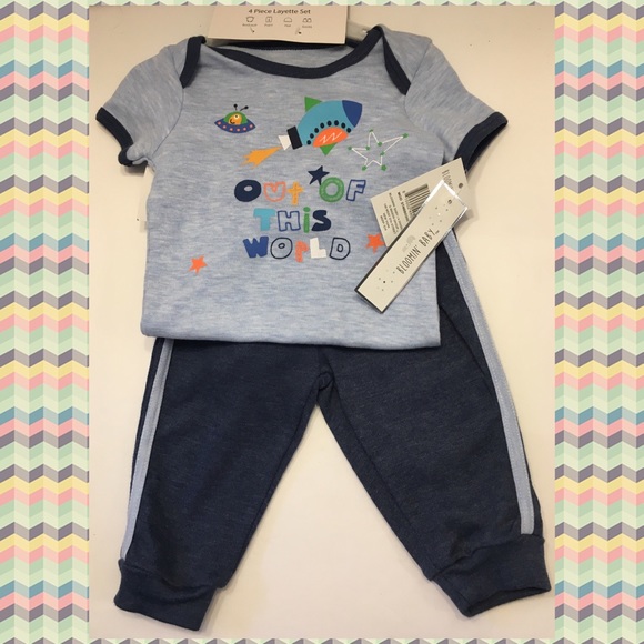 4 piece “Out of this World” Set - Picture 2 of 4